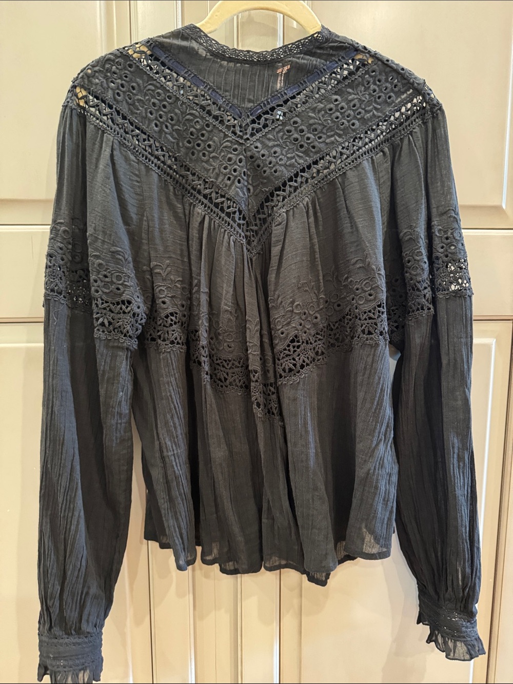 Black Lace Yoke Long-Sleeve Blouse - Women